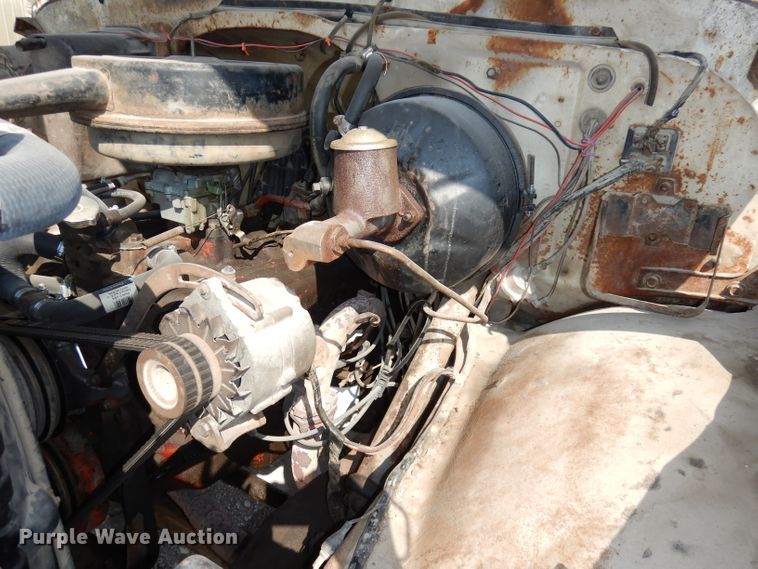 image for item DJ6824 1967 Chevrolet 60  oil distributor truck