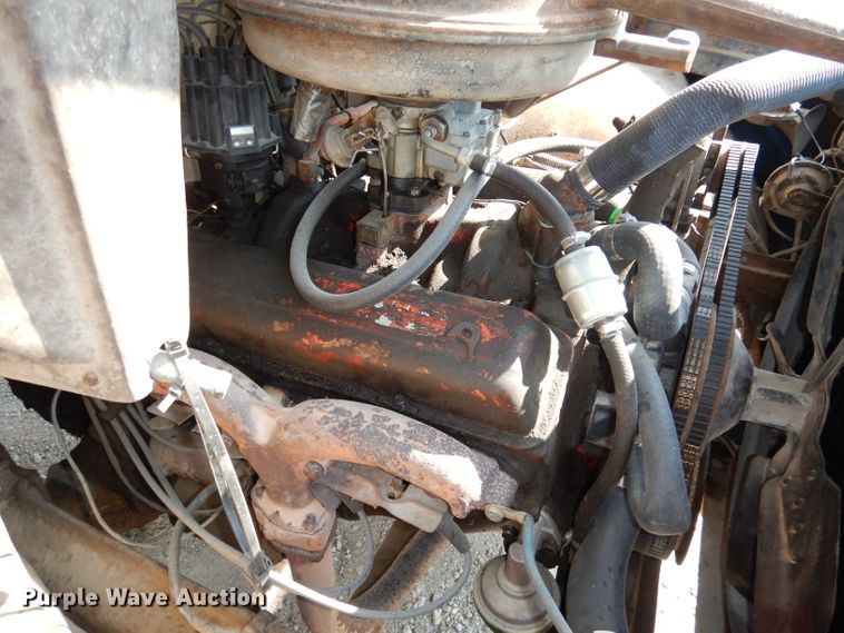 image for item DJ6824 1967 Chevrolet 60  oil distributor truck