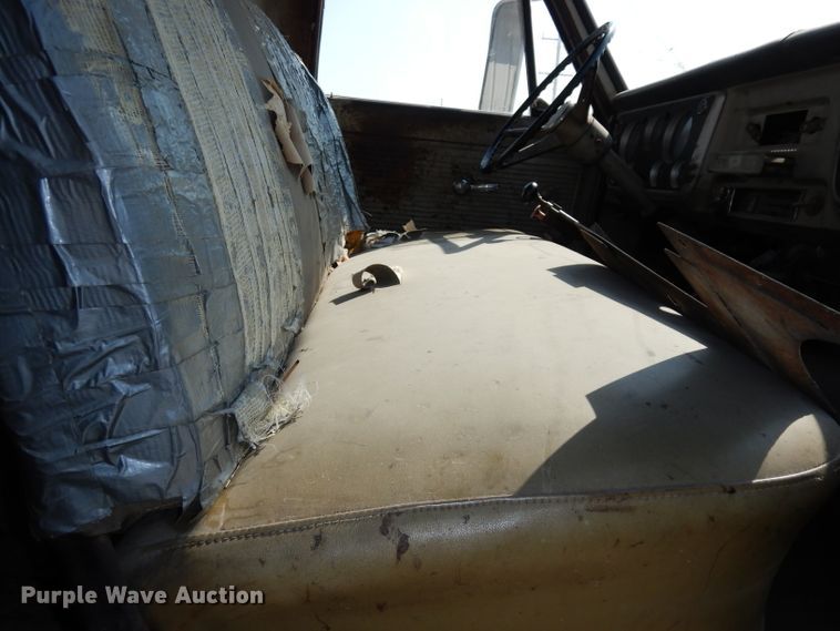 image for item DJ6824 1967 Chevrolet 60  oil distributor truck