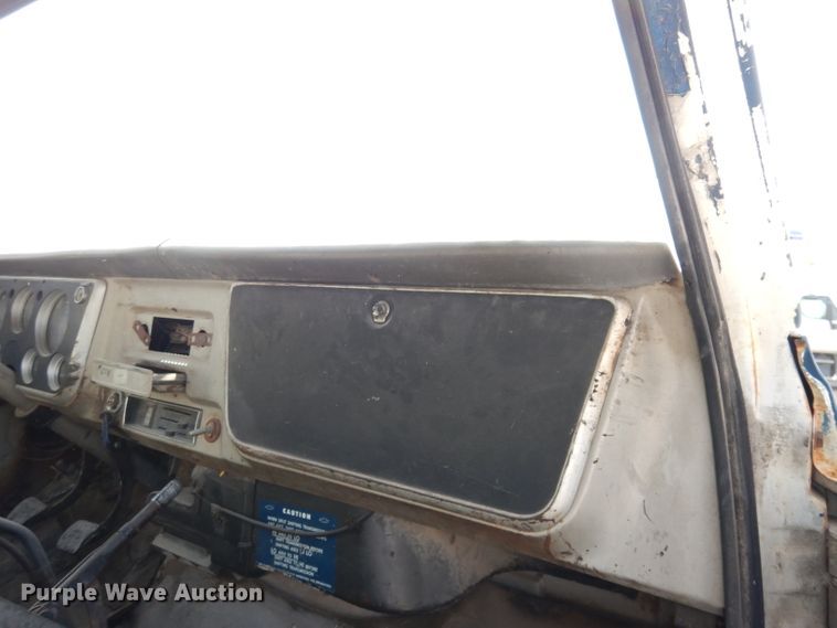 image for item DJ6824 1967 Chevrolet 60  oil distributor truck