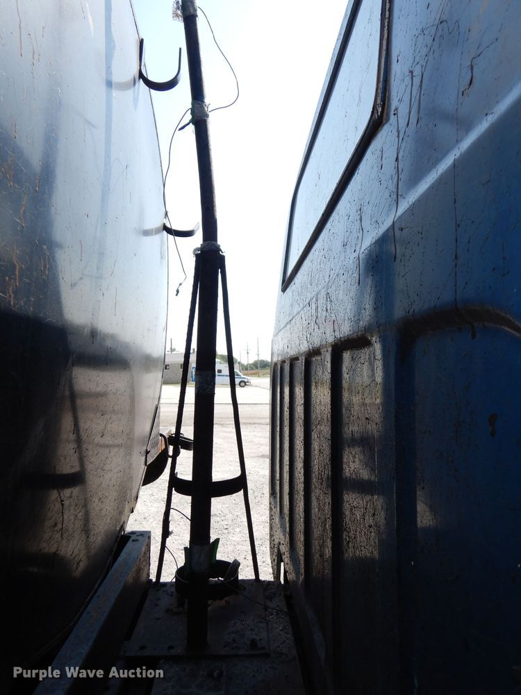 image for item DJ6824 1967 Chevrolet 60  oil distributor truck