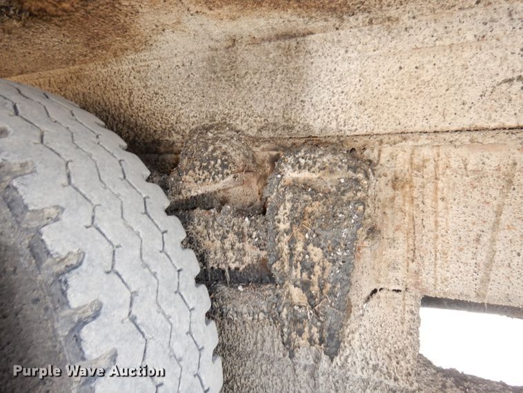 image for item DJ6824 1967 Chevrolet 60  oil distributor truck