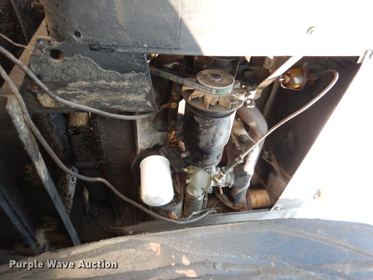 image for item DJ6824 1967 Chevrolet 60  oil distributor truck