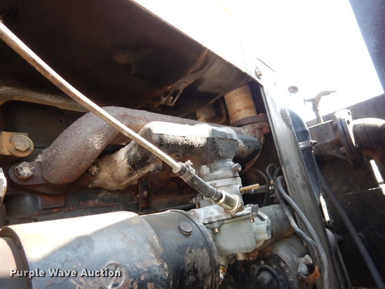 image for item DJ6824 1967 Chevrolet 60  oil distributor truck