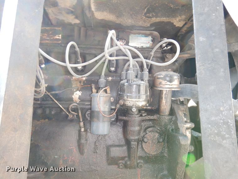 image for item DJ6824 1967 Chevrolet 60  oil distributor truck