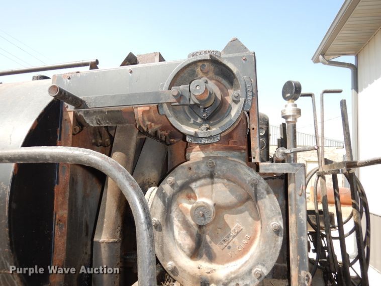 image for item DJ6824 1967 Chevrolet 60  oil distributor truck