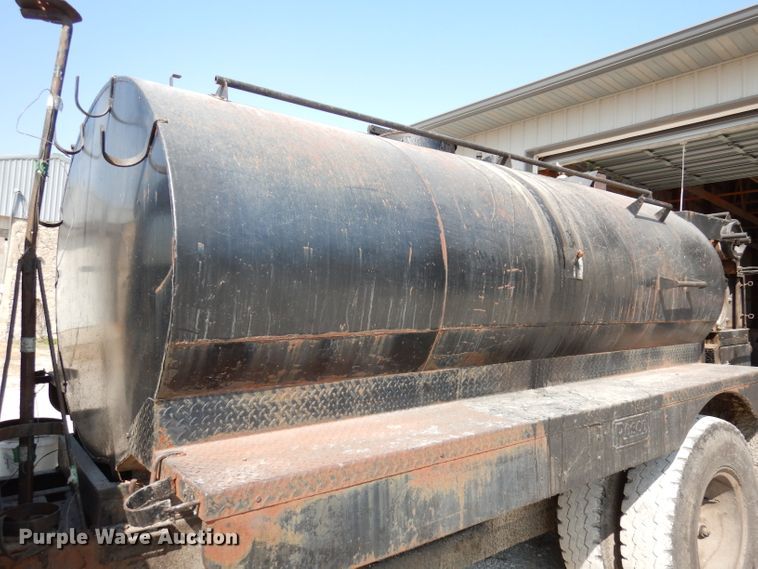 image for item DJ6824 1967 Chevrolet 60  oil distributor truck