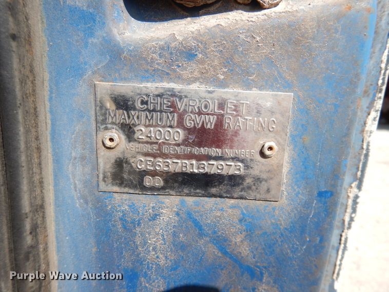 image for item DJ6824 1967 Chevrolet 60  oil distributor truck