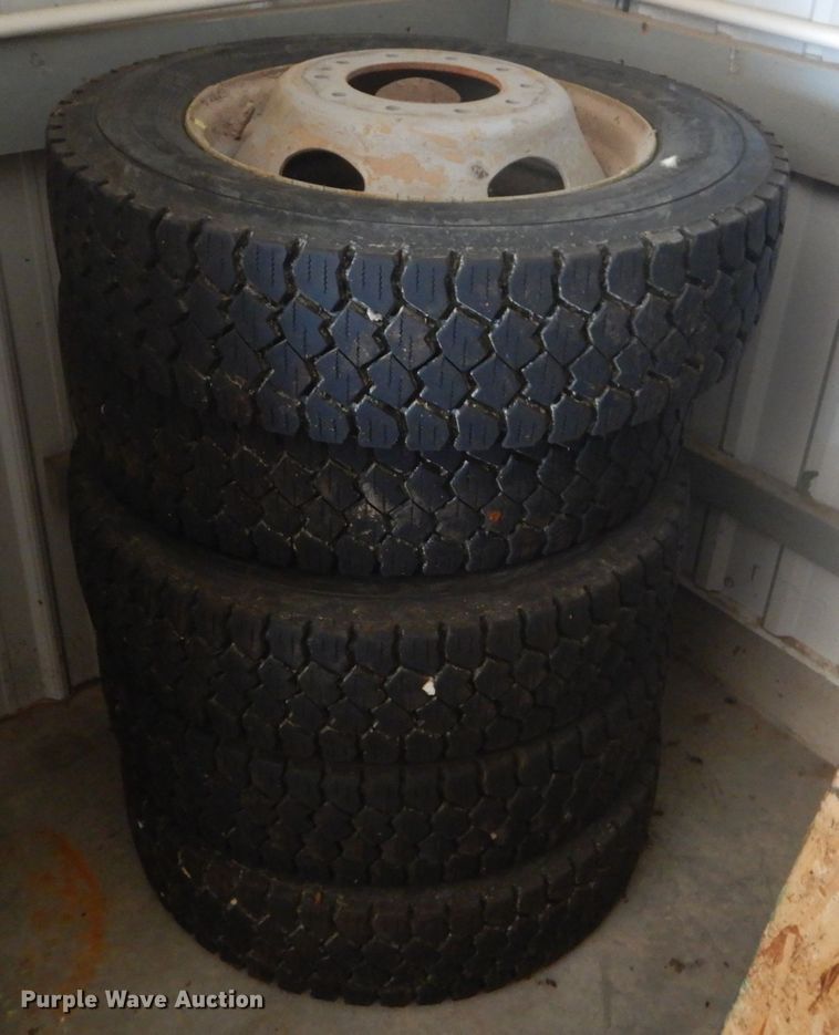 image for item FY9213 (6) Goodyear 225/70R19.5 tires