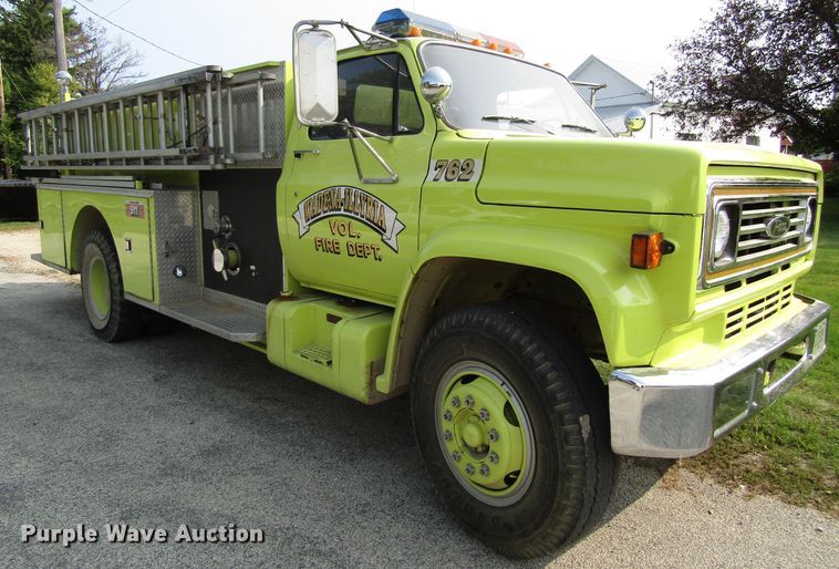 image for item GQ9132 1980 Chevrolet CC7D042  pumper fire truck