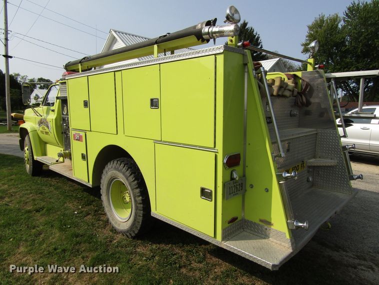 image for item GQ9132 1980 Chevrolet CC7D042  pumper fire truck