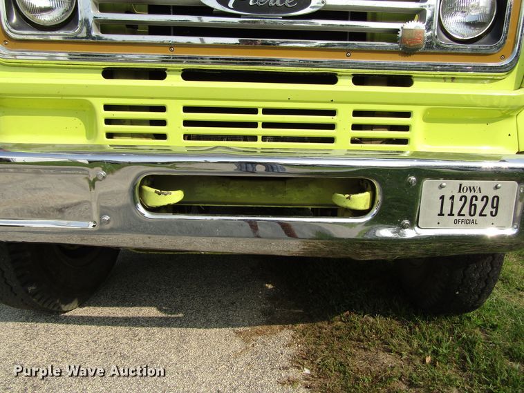 image for item GQ9132 1980 Chevrolet CC7D042  pumper fire truck