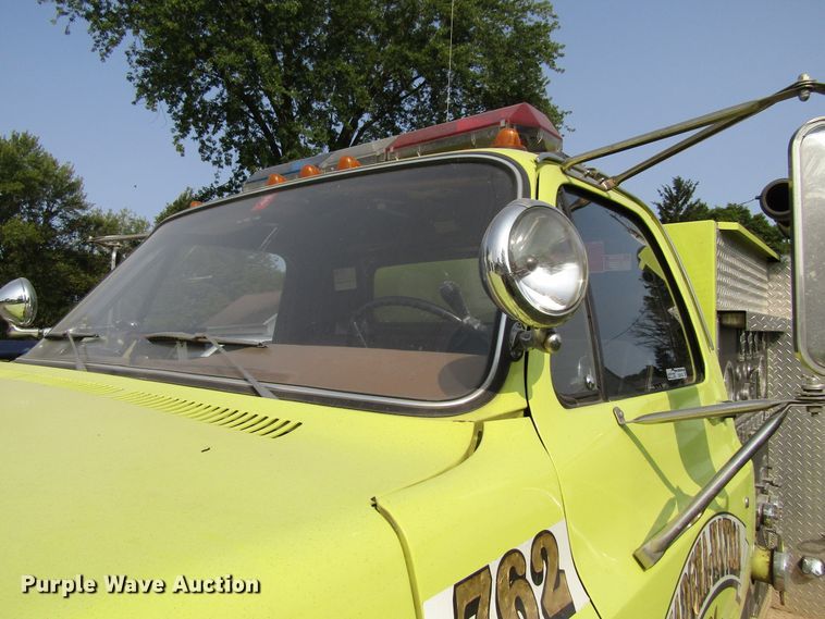 image for item GQ9132 1980 Chevrolet CC7D042  pumper fire truck