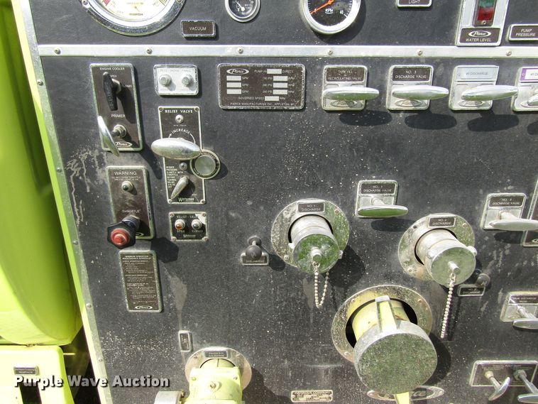 image for item GQ9132 1980 Chevrolet CC7D042  pumper fire truck