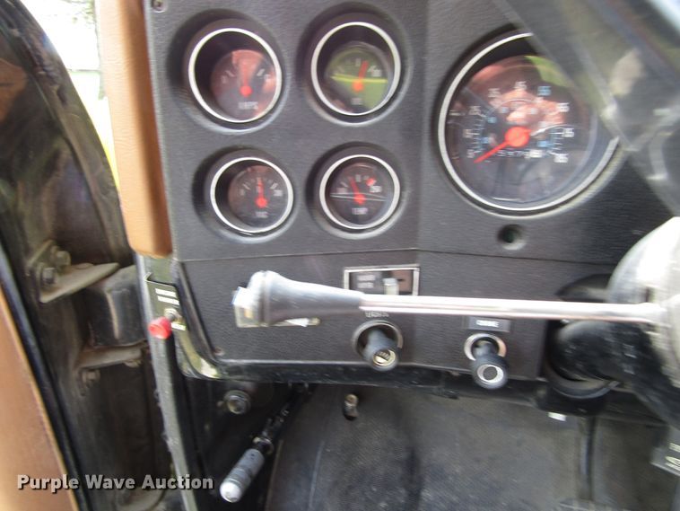 image for item GQ9132 1980 Chevrolet CC7D042  pumper fire truck