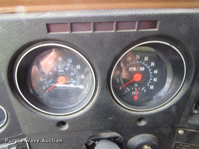 image for item GQ9132 1980 Chevrolet CC7D042  pumper fire truck