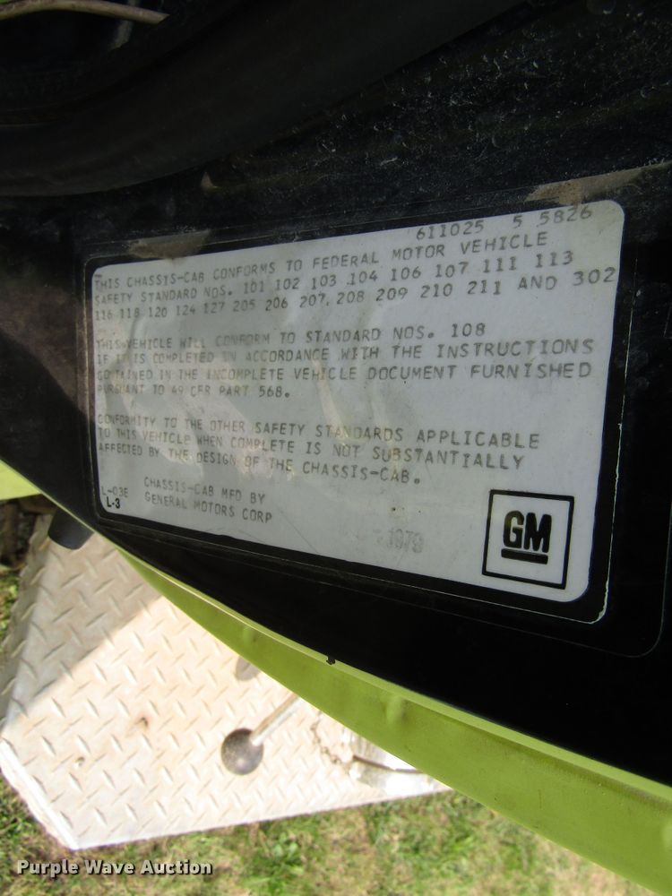 image for item GQ9132 1980 Chevrolet CC7D042  pumper fire truck