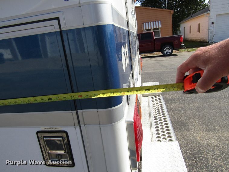 image for item GQ9152 1992 Ford Econoline E350  ambulance