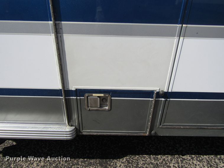 image for item GQ9152 1992 Ford Econoline E350  ambulance