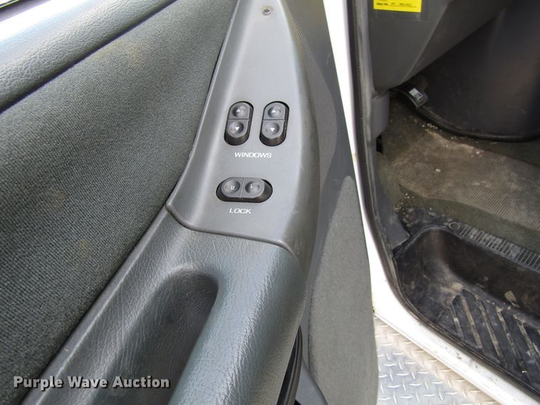 image for item GQ9152 1992 Ford Econoline E350  ambulance