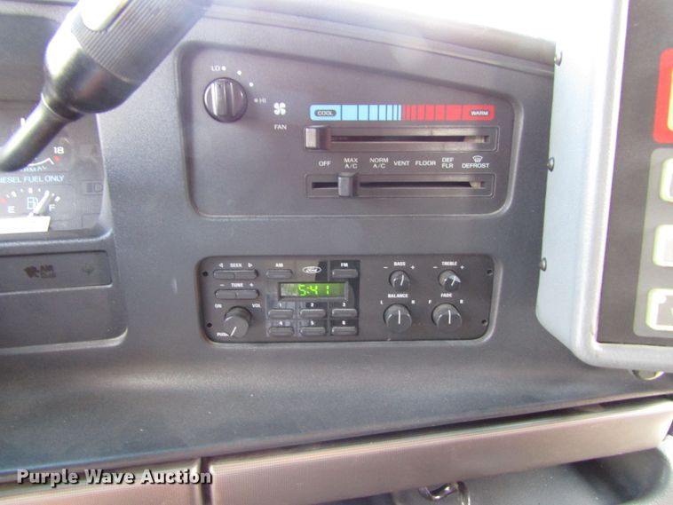 image for item GQ9152 1992 Ford Econoline E350  ambulance