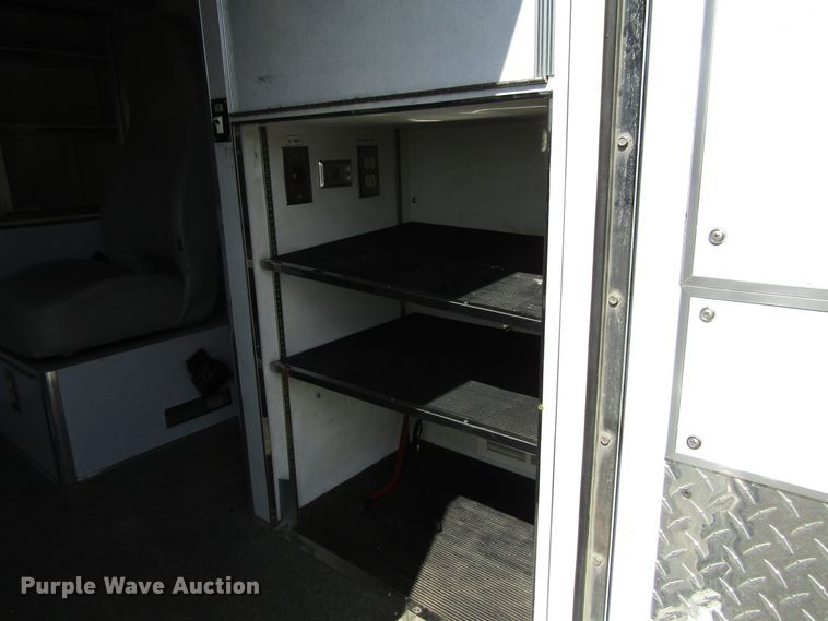 image for item GQ9152 1992 Ford Econoline E350  ambulance