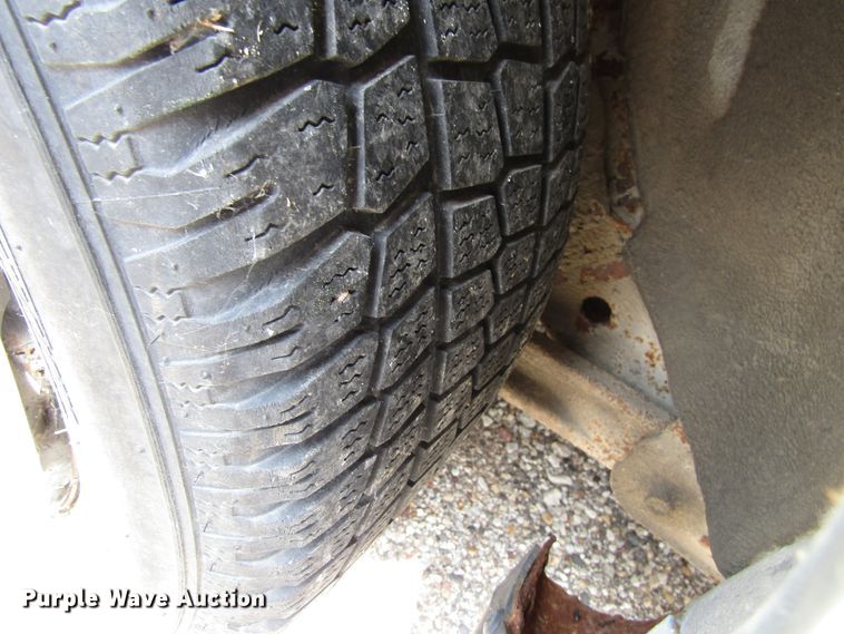 image for item GQ9164 2003 Ford Crown Victoria