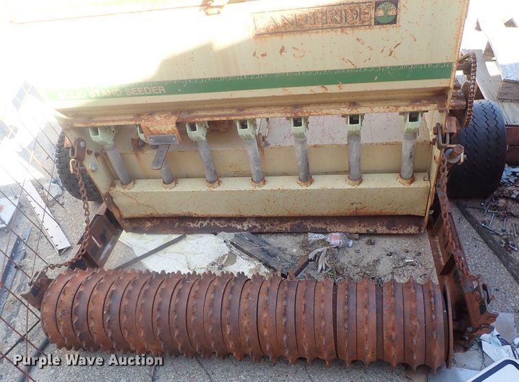 image for item GV9647 Land Pride 1548 seeder
