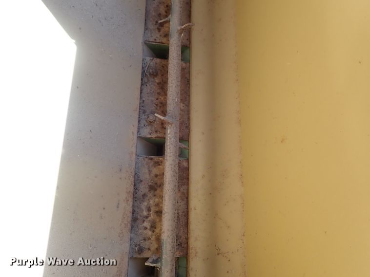 image for item GV9647 Land Pride 1548 seeder