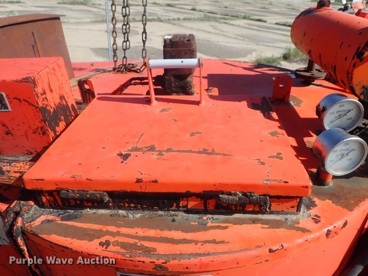 image for item GV9652 Crafco pot hole patcher