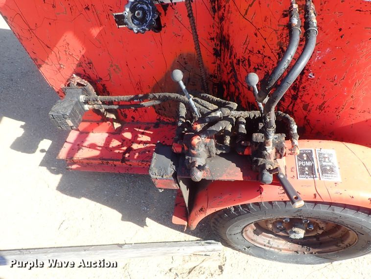 image for item GV9652 Crafco pot hole patcher