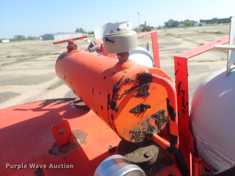 image for item GV9652 Crafco pot hole patcher