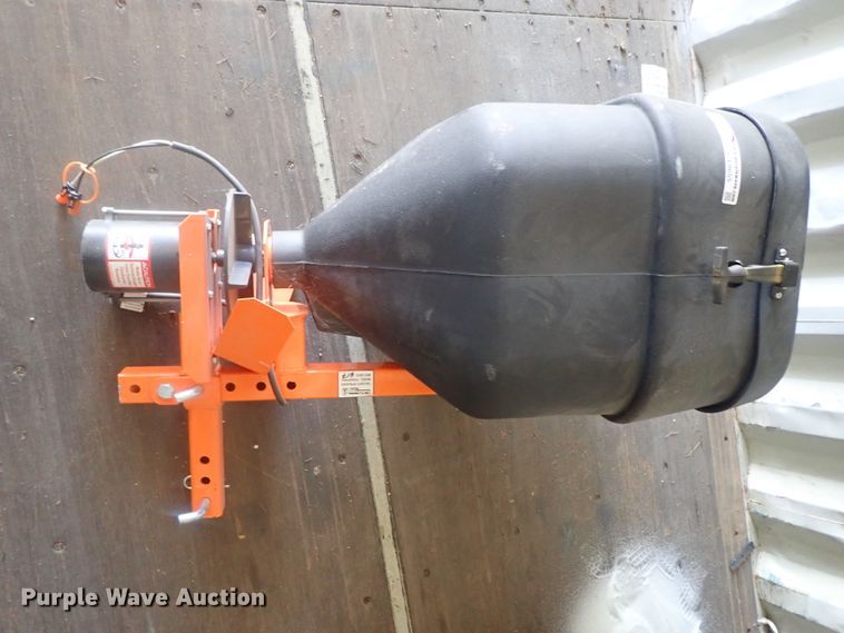 image for item GV9655 Salt Dogg TGSUVPROA tailgate spreader