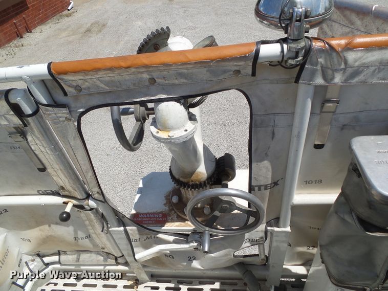 image for item GX9122 1974 International Snokel  ladder fire truck