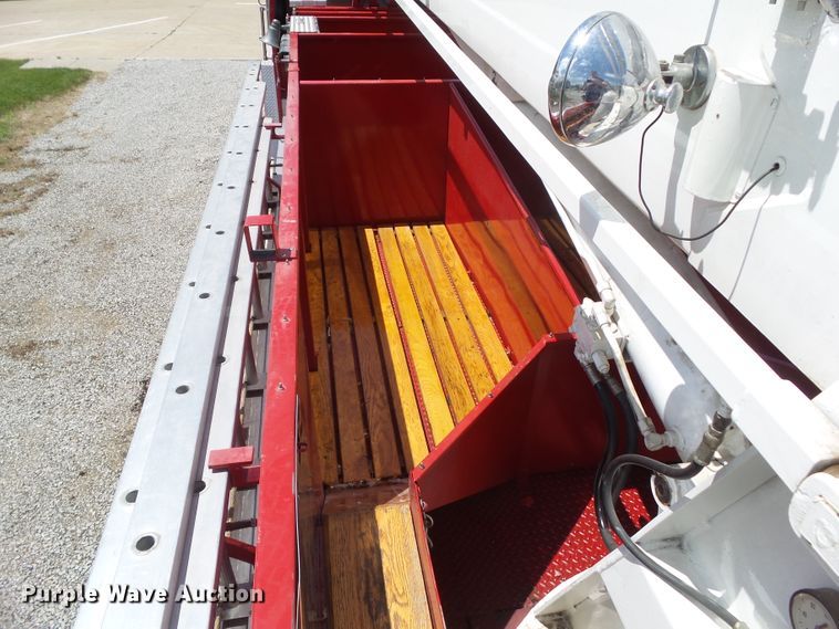 image for item GX9122 1974 International Snokel  ladder fire truck