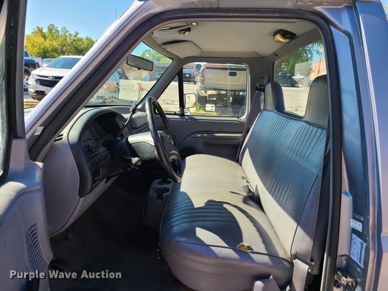 image for item GY9469 1996 Ford F250  pickup truck