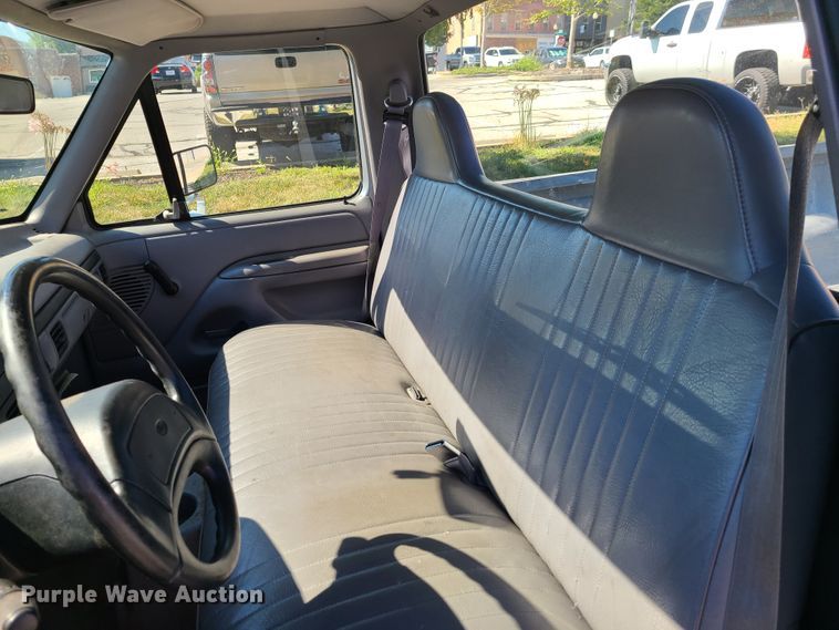 image for item GY9469 1996 Ford F250  pickup truck