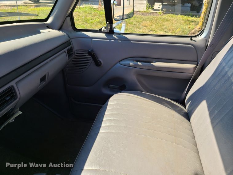 image for item GY9469 1996 Ford F250  pickup truck