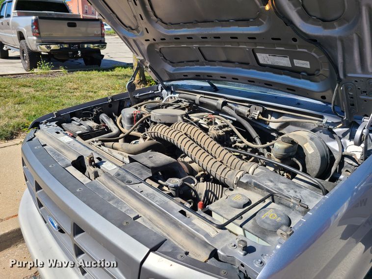 image for item GY9469 1996 Ford F250  pickup truck