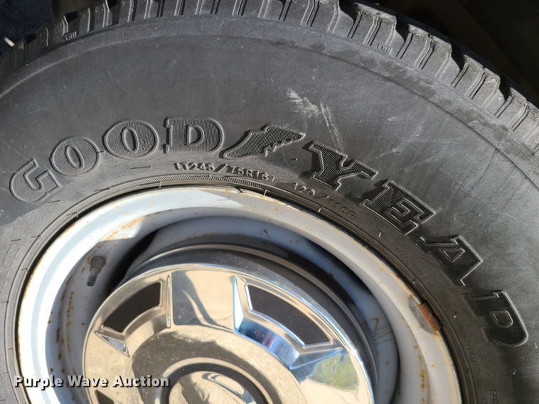 image for item GY9469 1996 Ford F250  pickup truck