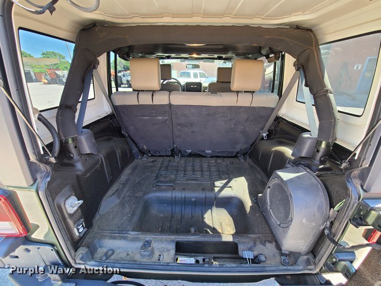 image for item GY9473 2009 Jeep Wrangler Rubicon Unlimited  SUV