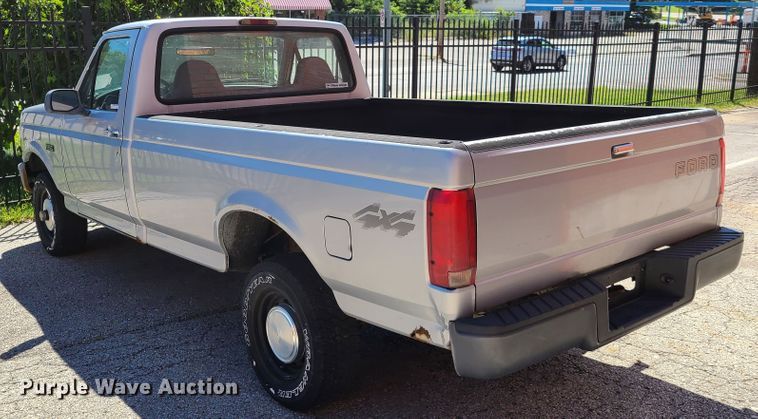 image for item GY9475 1996 Ford F150  pickup truck