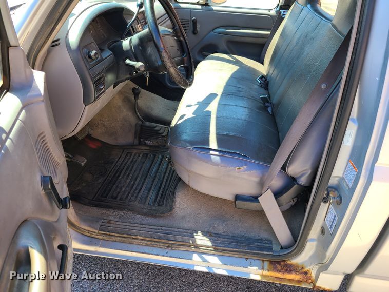 image for item GY9475 1996 Ford F150  pickup truck