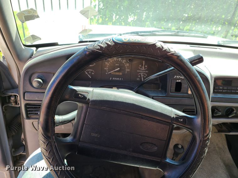 image for item GY9475 1996 Ford F150  pickup truck