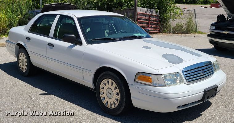 image for item GY9480 2006 Ford Crown Victoria
