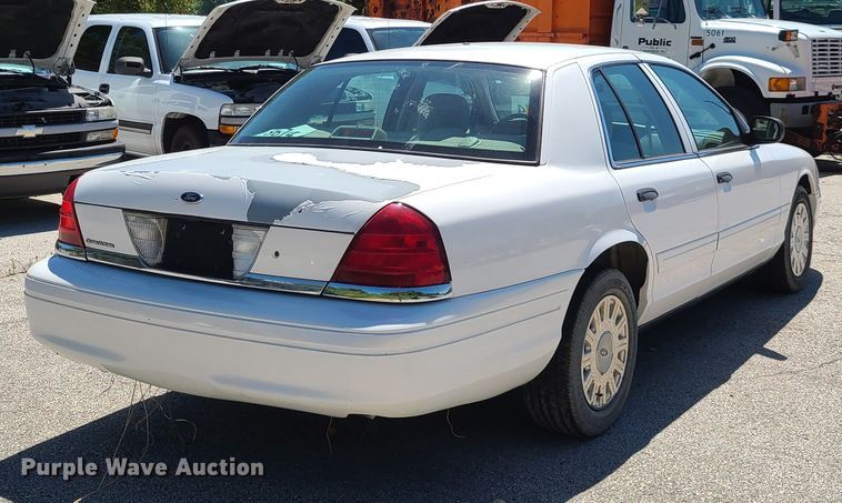 image for item GY9480 2006 Ford Crown Victoria