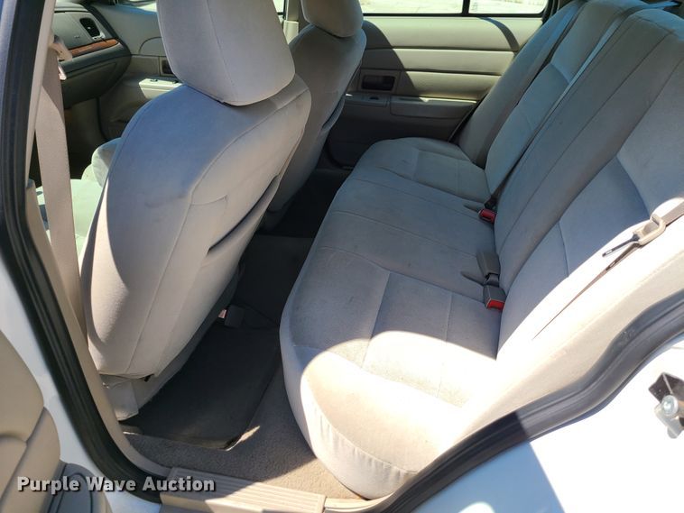 image for item GY9480 2006 Ford Crown Victoria