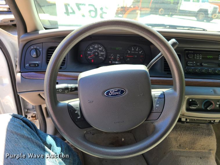 image for item GY9480 2006 Ford Crown Victoria