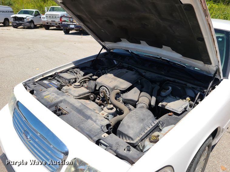 image for item GY9480 2006 Ford Crown Victoria