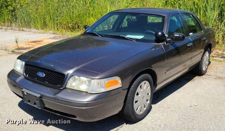 image for item GY9481 2007 Ford Crown Victoria Police Interceptor